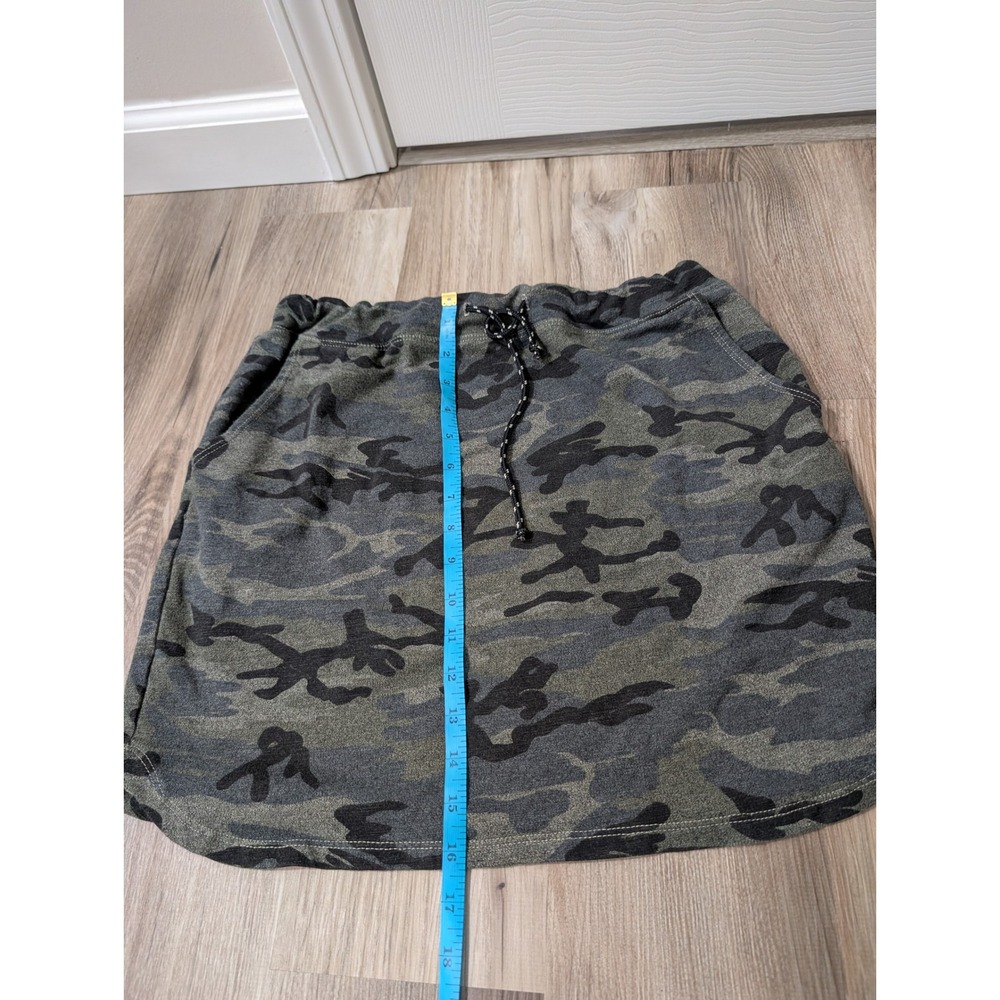 Sundry, Saturday Camo Soft‎ Knit Skirt, Size 2 (M), Casual Drawstring Skater - Picture 2 of 6